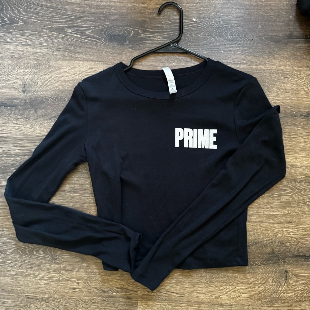 Prime Black Long-Sleeve Crop Top